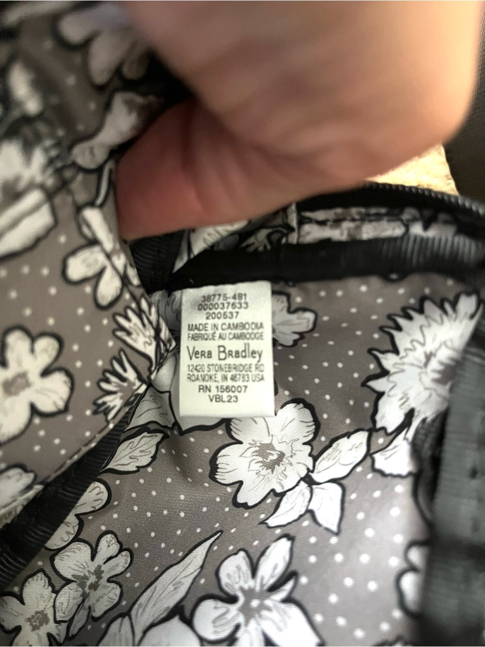 NWT Vera Bradley Mini Belt Bag in Black Noir - Picture 9 of 12